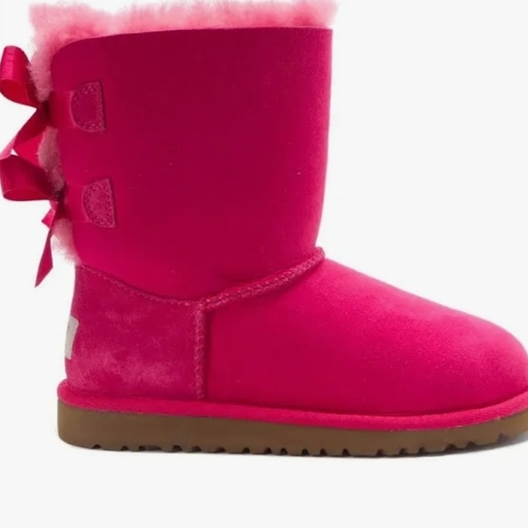 UGG Fuchsia Boots with Bows Kids Size 5/ Womens's 7 - Picture 2 of 10